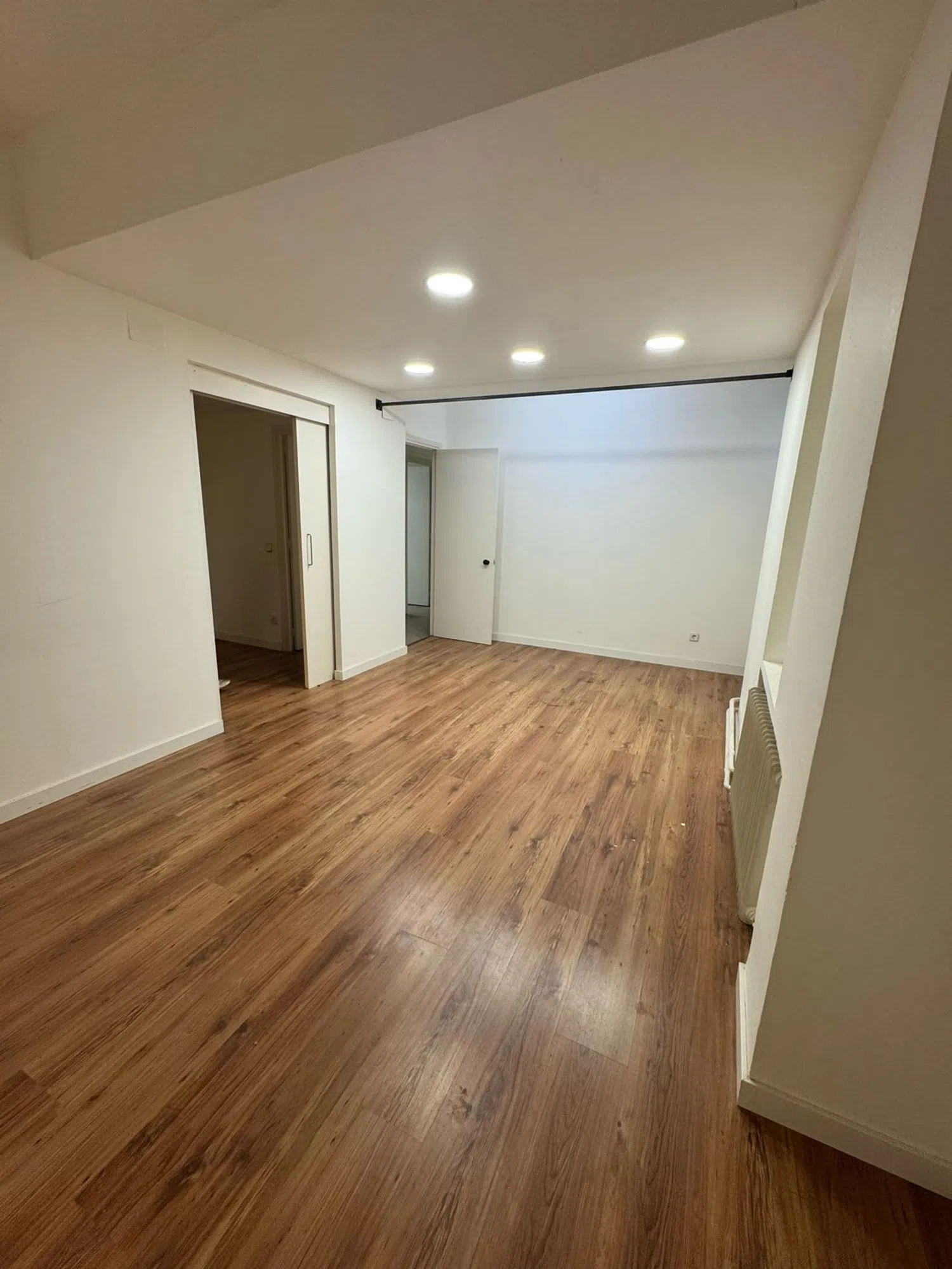 Piso en calle de Víctor de la Serna, 17 - Foto 1