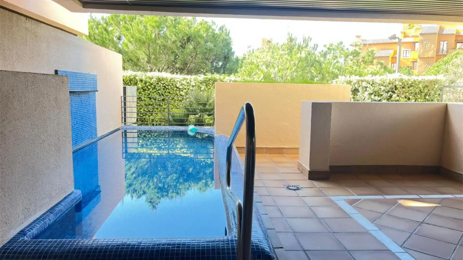 Piso en  Calle del Mare Nostrum 42 - Foto 2