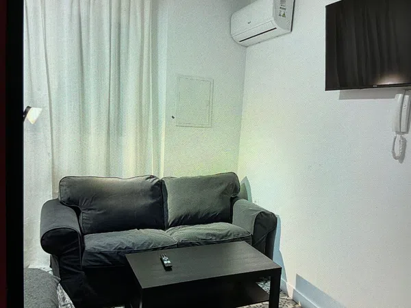 Estudio en calle Málaga, 21