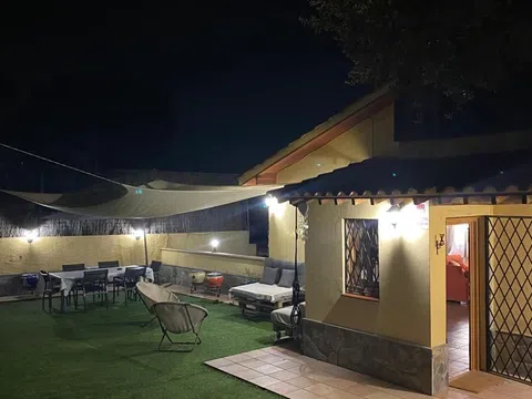 Casa independiente en calle Pearson, 4