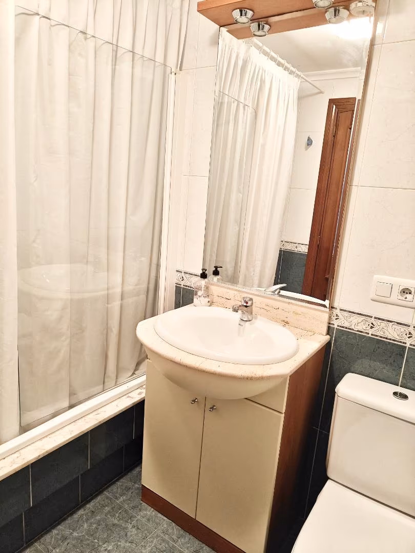 Piso en  Calle María la Brava 30 - Foto 5