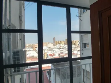 Piso en  Avenida de la República Argentina 48 - Foto 1