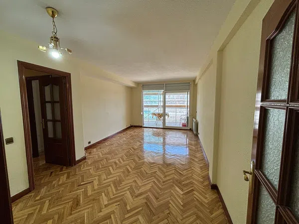 Piso en calle Porto Colón, 10