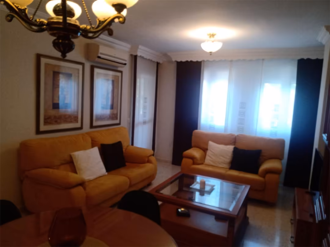 Piso en  Avenida Plutarco 75