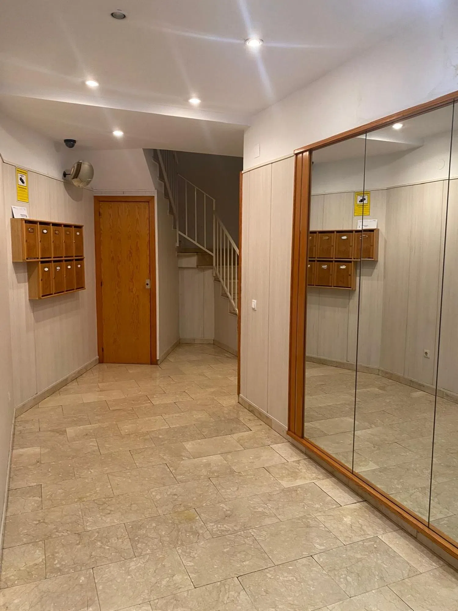 Estudio en calle dels Comtes d'Urgell, 4 - Foto 7