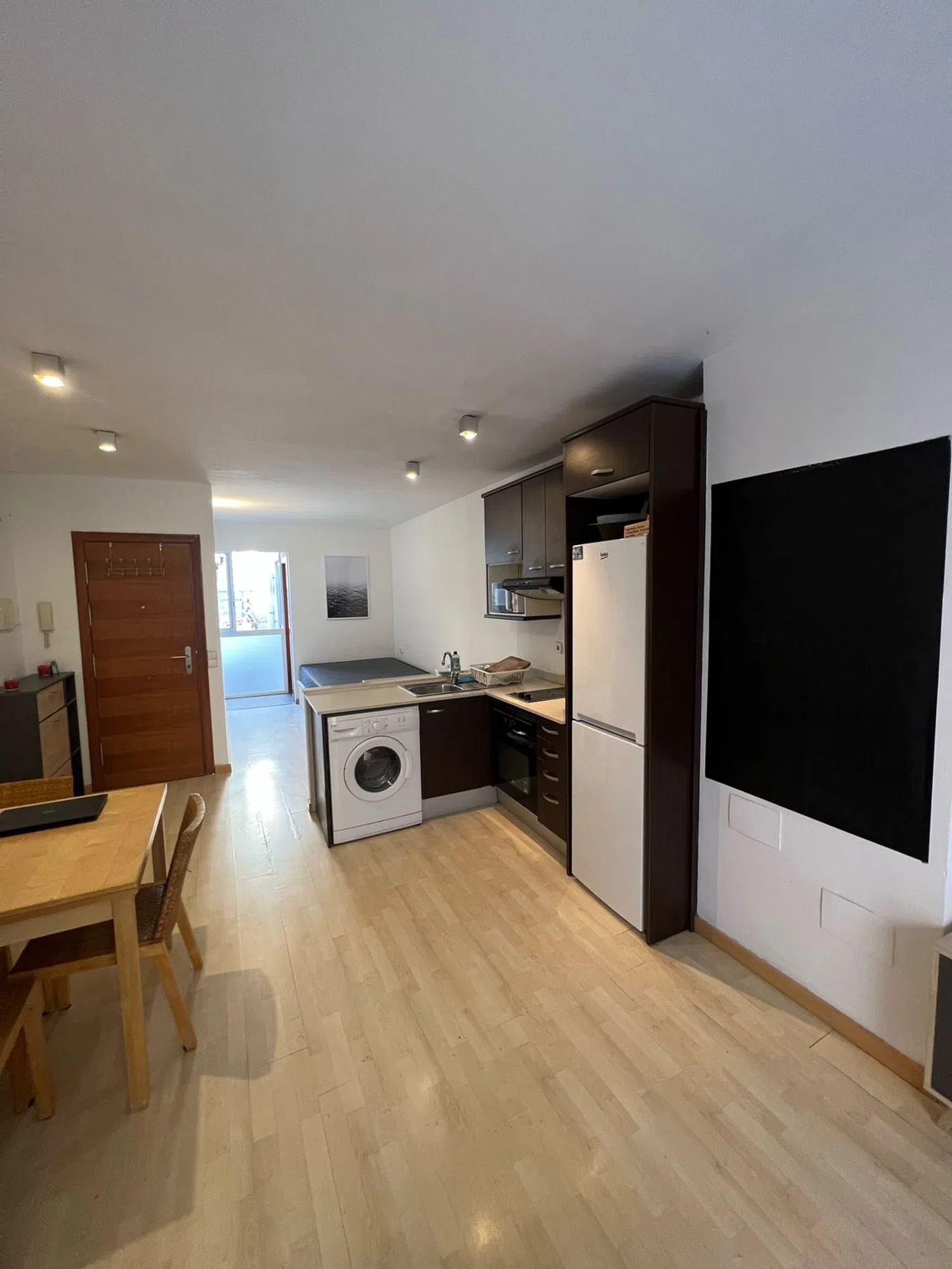 Estudio en calle de Picalquers, 14 - Foto 2