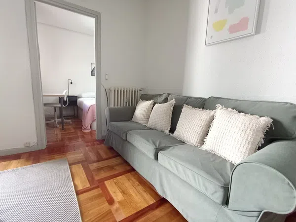 Piso en calle de Cavanilles, 60