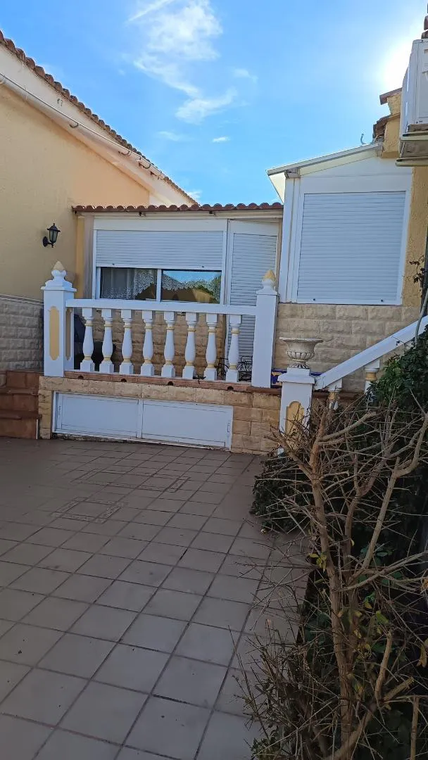 Chalet en  Carrer Serra del Reclot 6 - Foto 2