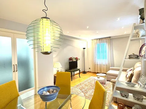 Piso en calle de Ramón Cabanillas, 2 - Foto 1