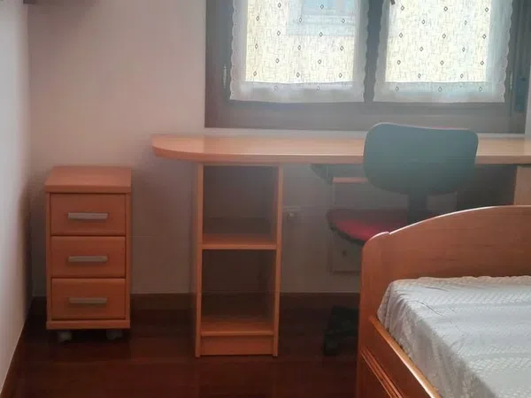 Piso en Avenida de Hermanos Perez Casariego, 5 - Foto 10