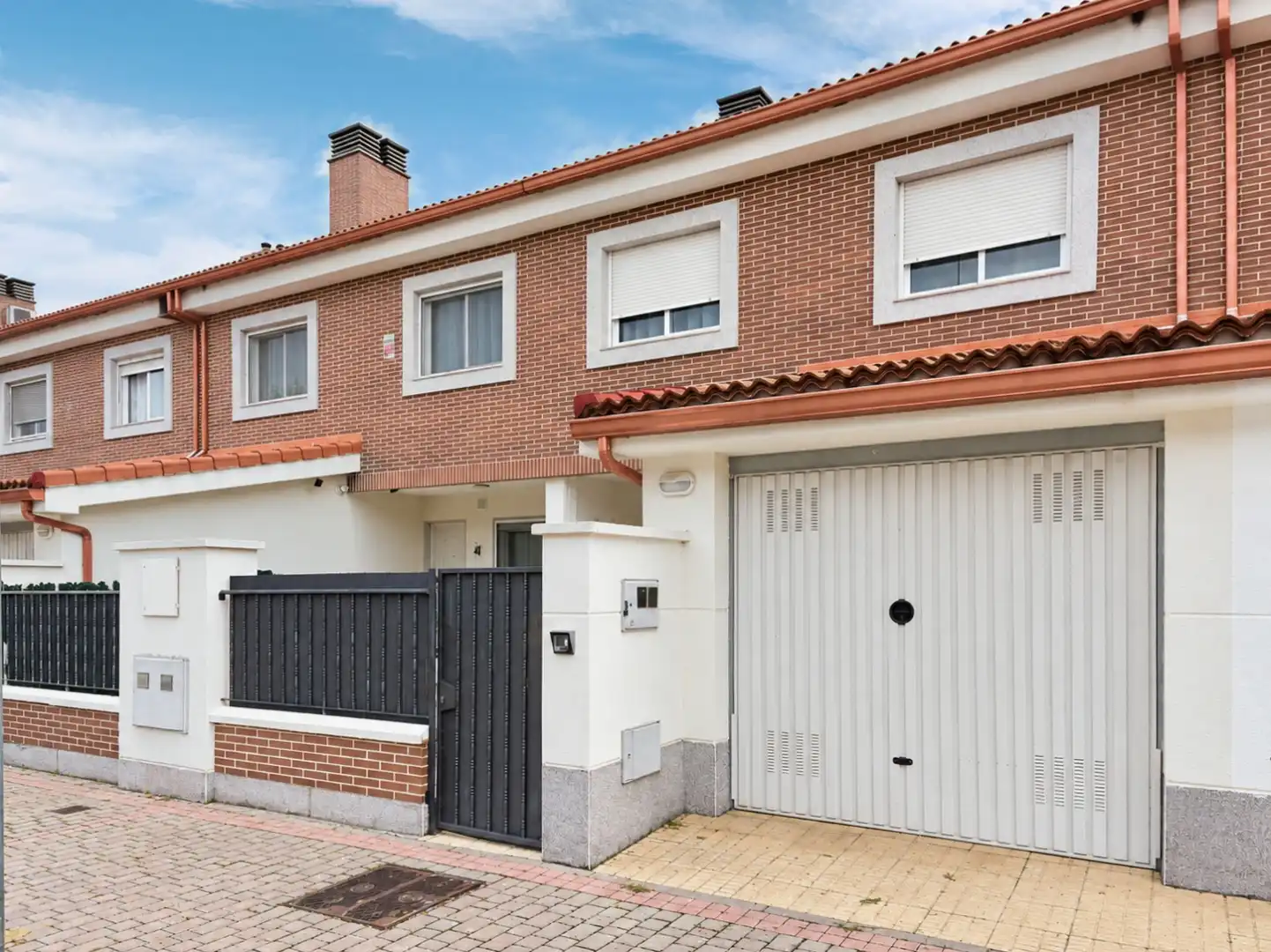 Chalet en  Calle Baltasar Gracián 13 - Foto 2