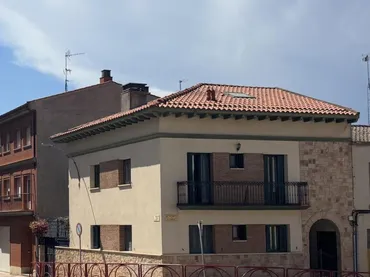 Casa adosada en  Avenida de Zaragoza 72 - Foto 1