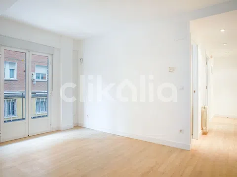 Piso en calle Arévalo