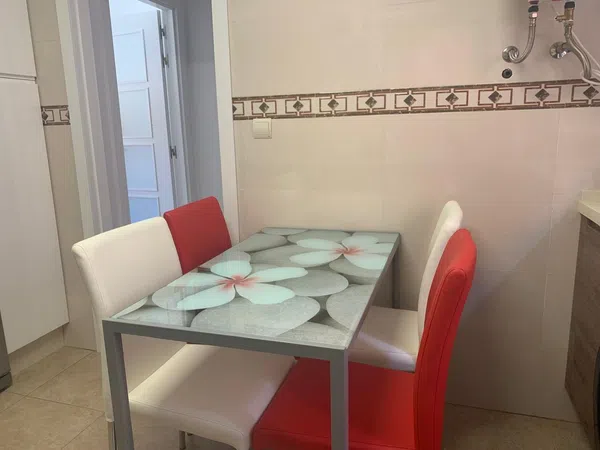 Piso en Calle Juan de Canderrera, 3, El Molinillo - Capuchinos - Foto 2