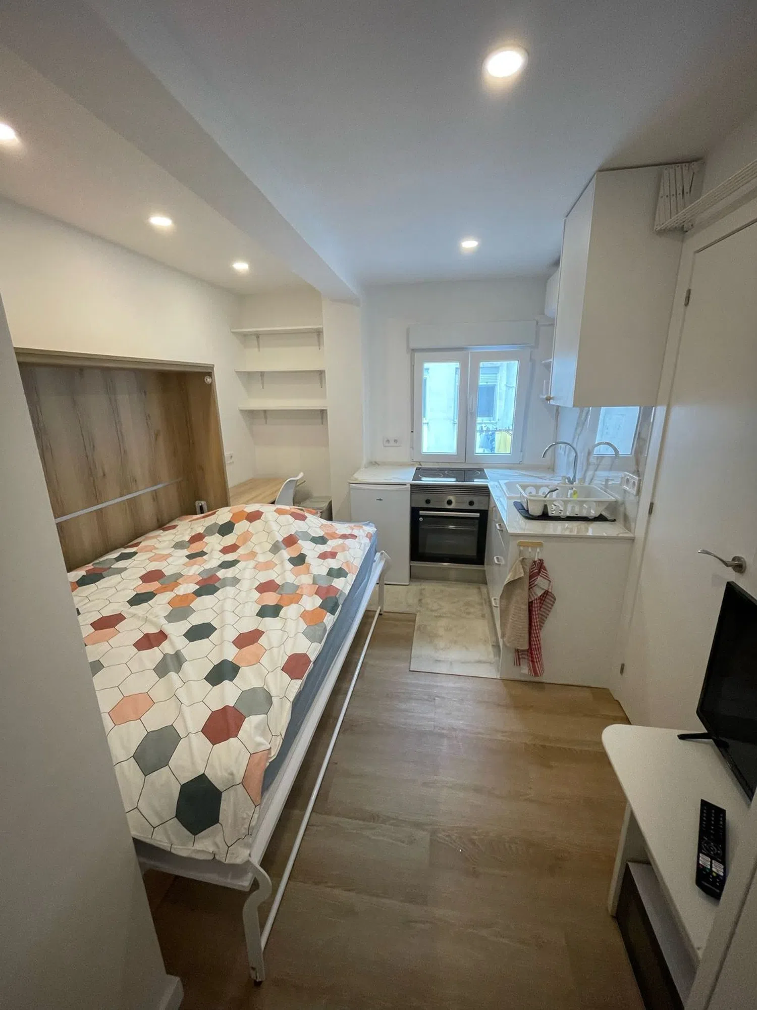 Estudio en Carrera de la Fonteta de Sant Lluís, 34 - Foto 2