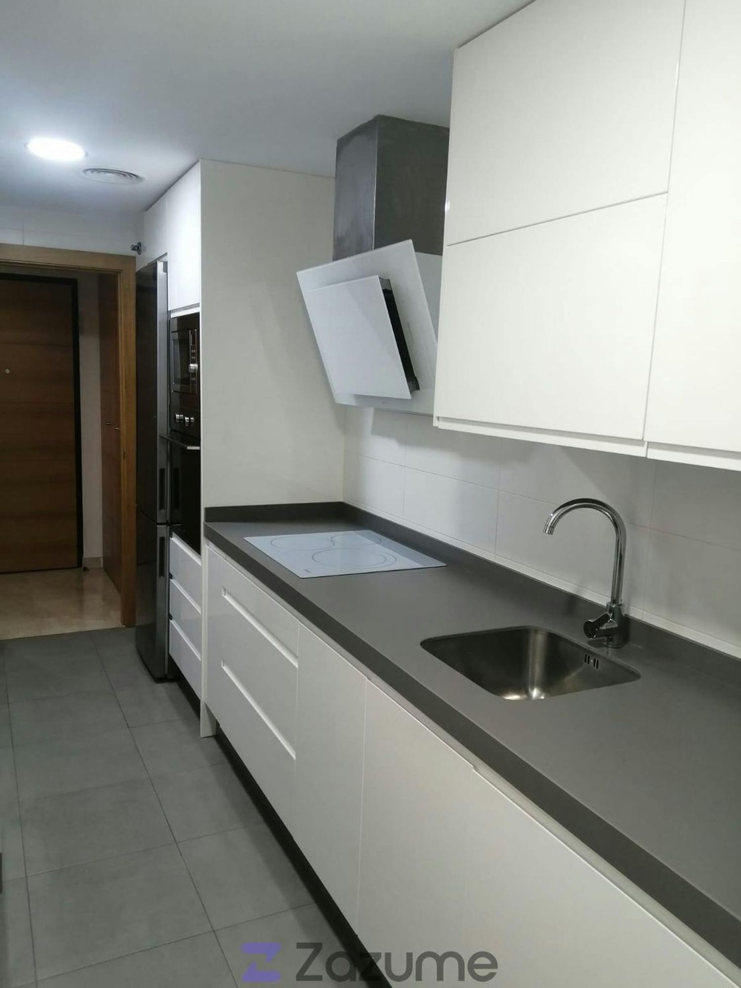Piso en Calle Escritora Emilia Pardo Bazan, Zoco - Poniente - Foto 2