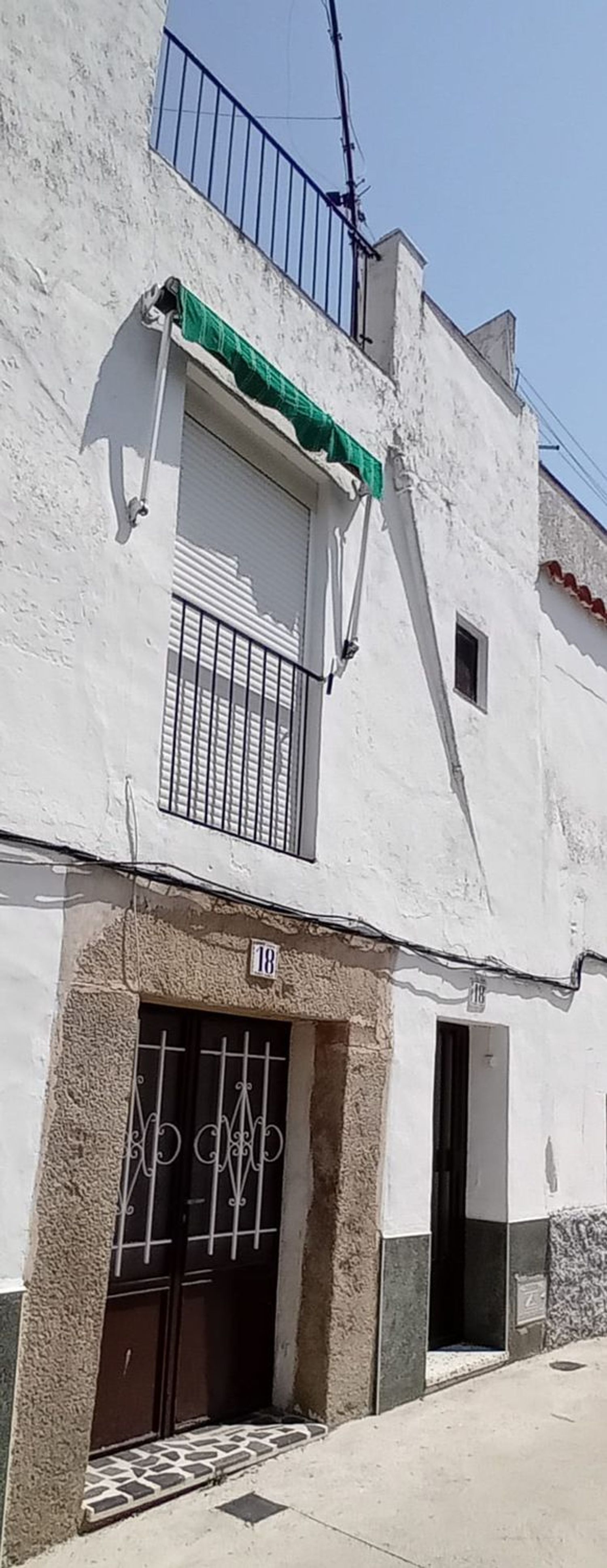 Chalet adosado en Calle Peñafuerte, 18 bis - Foto 3