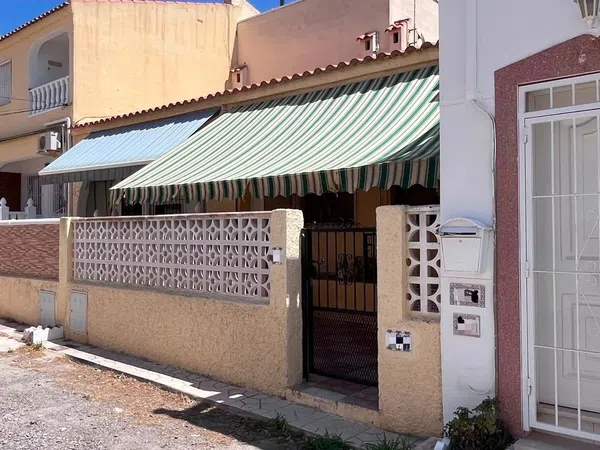 Chalet adosado en San Fulgencio - Foto 1