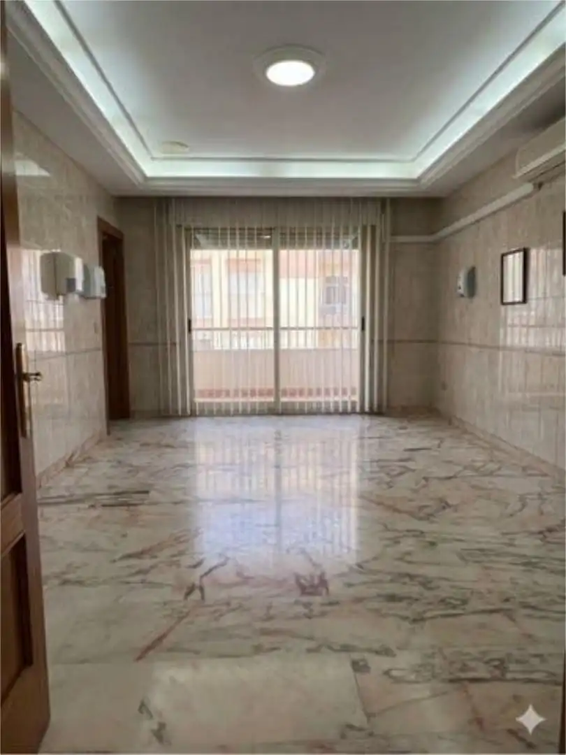 Piso en Avenida de Madrid - Foto 4