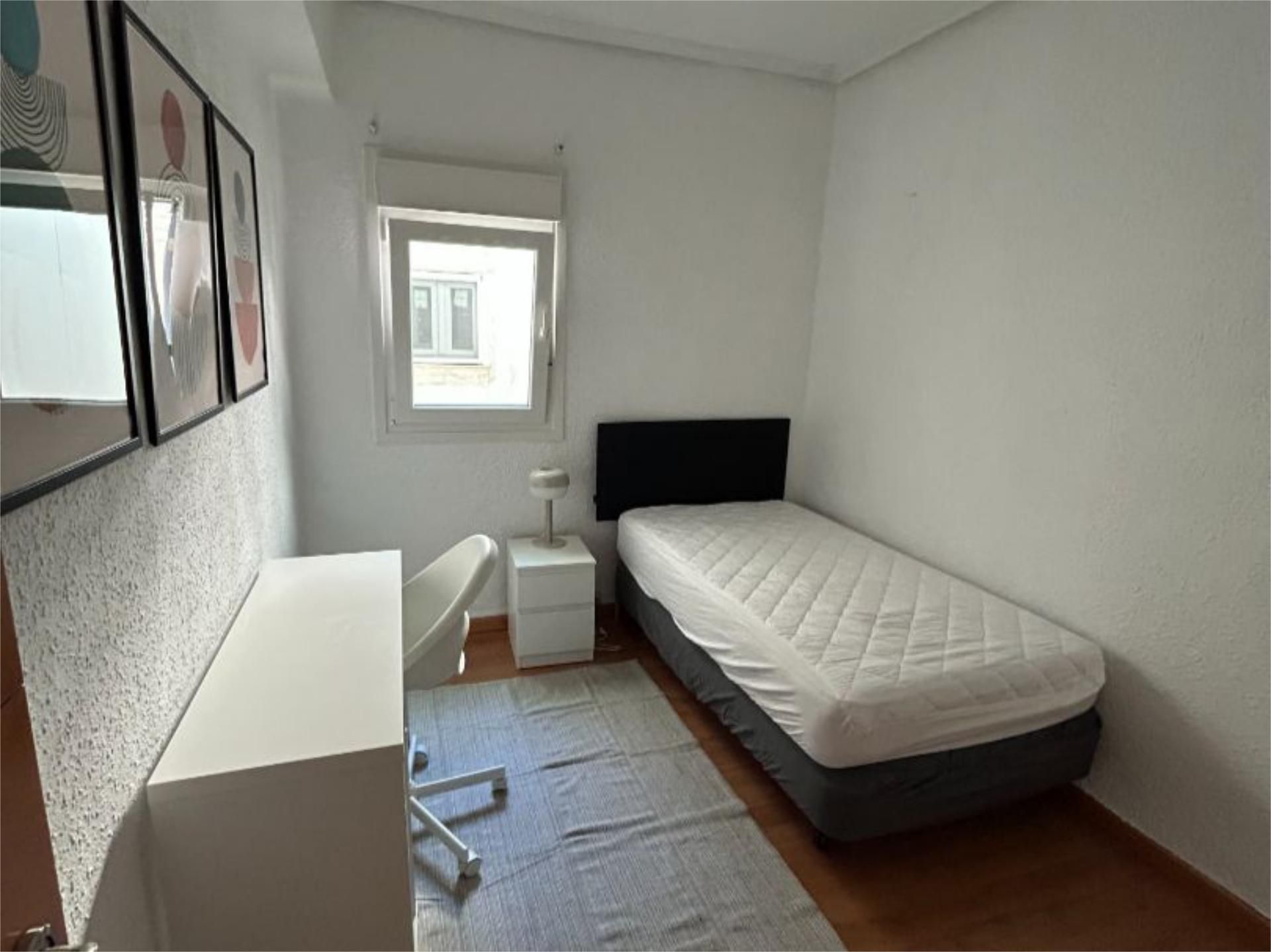 Piso en calle de València 30 - Foto 4