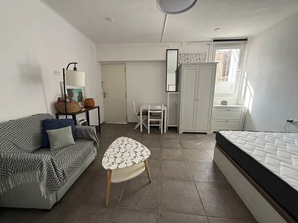 Estudio en Calle de la Mare de Déu de la Salut, La Salut - Foto 12