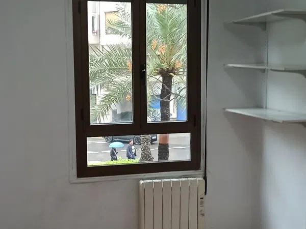 Piso en avenida del Regne de València, 70 - Foto 3