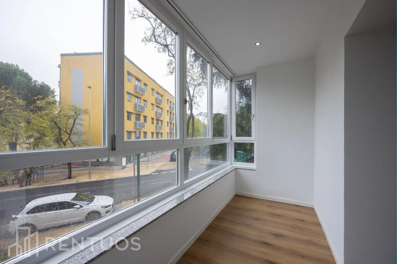 Piso en calle de la del Manojo de Rosas - Foto 8