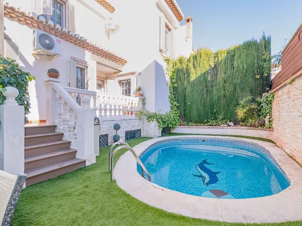 Chalet adosado en calle Isabel Barreto, 3 - Foto 1