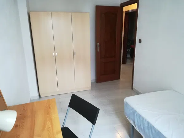 Piso en Calle Poeta Muhammad Iqbal, 2, La Viñuela - Foto 8