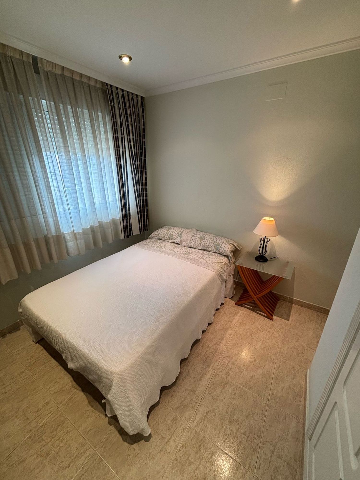 Piso en avenida Países Escandinavos, 21 - Foto 4