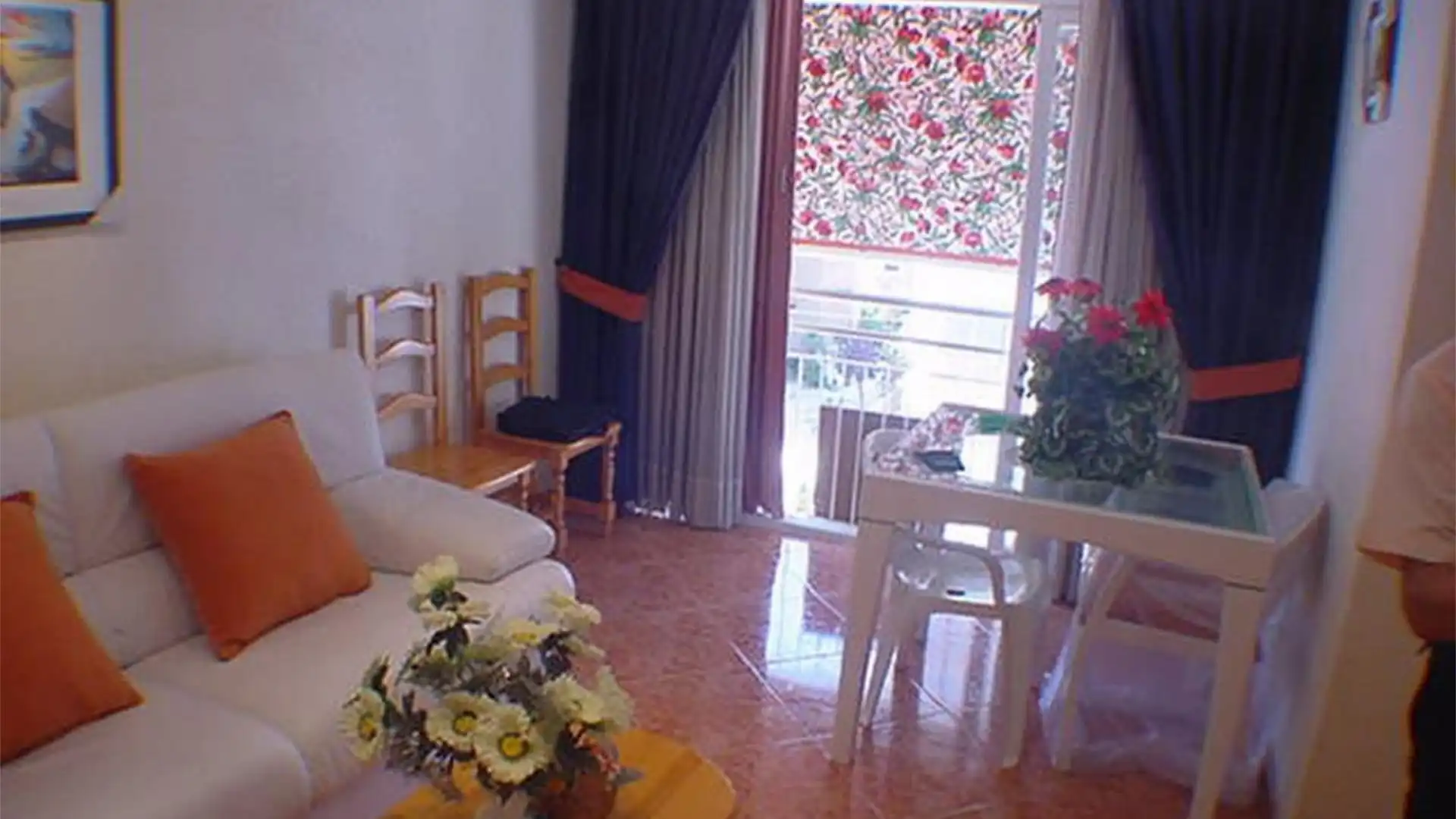 Apartamento en  Avenida del Doctor Orts Llorca 14 - Foto 1