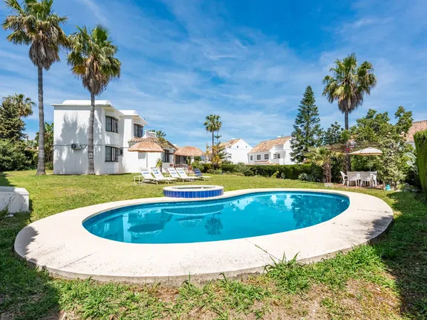 Casa independiente en calle Monte Biarritz, 94 - Foto 9