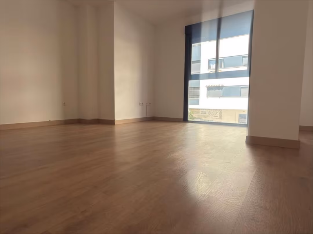 Piso en  Calle Martínez de la Rosa 47