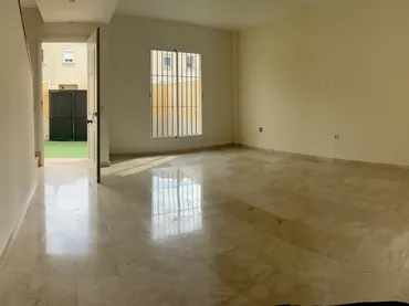 Casa adosada en  Calle Jovellanos 22 - Foto 3