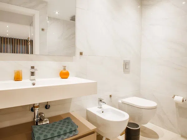 Chalet adosado en Urbanización Los Pinos de Aloha, 6