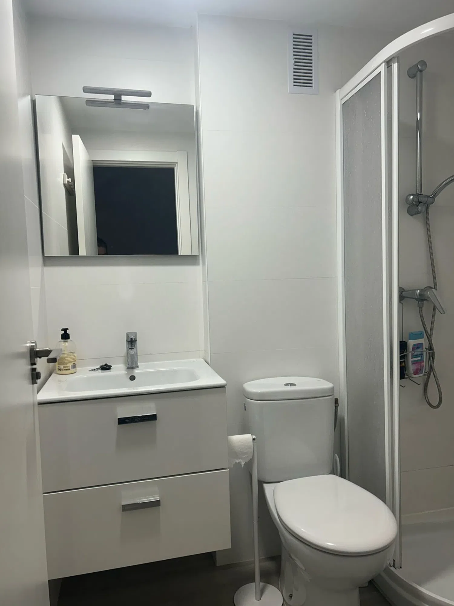 Piso en avenida d'Alcoi, 17 - Foto 2