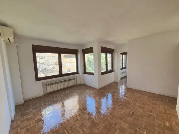 Piso en calle de Costa Rica, 13