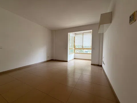 Piso en calle de la Balanguera, 35