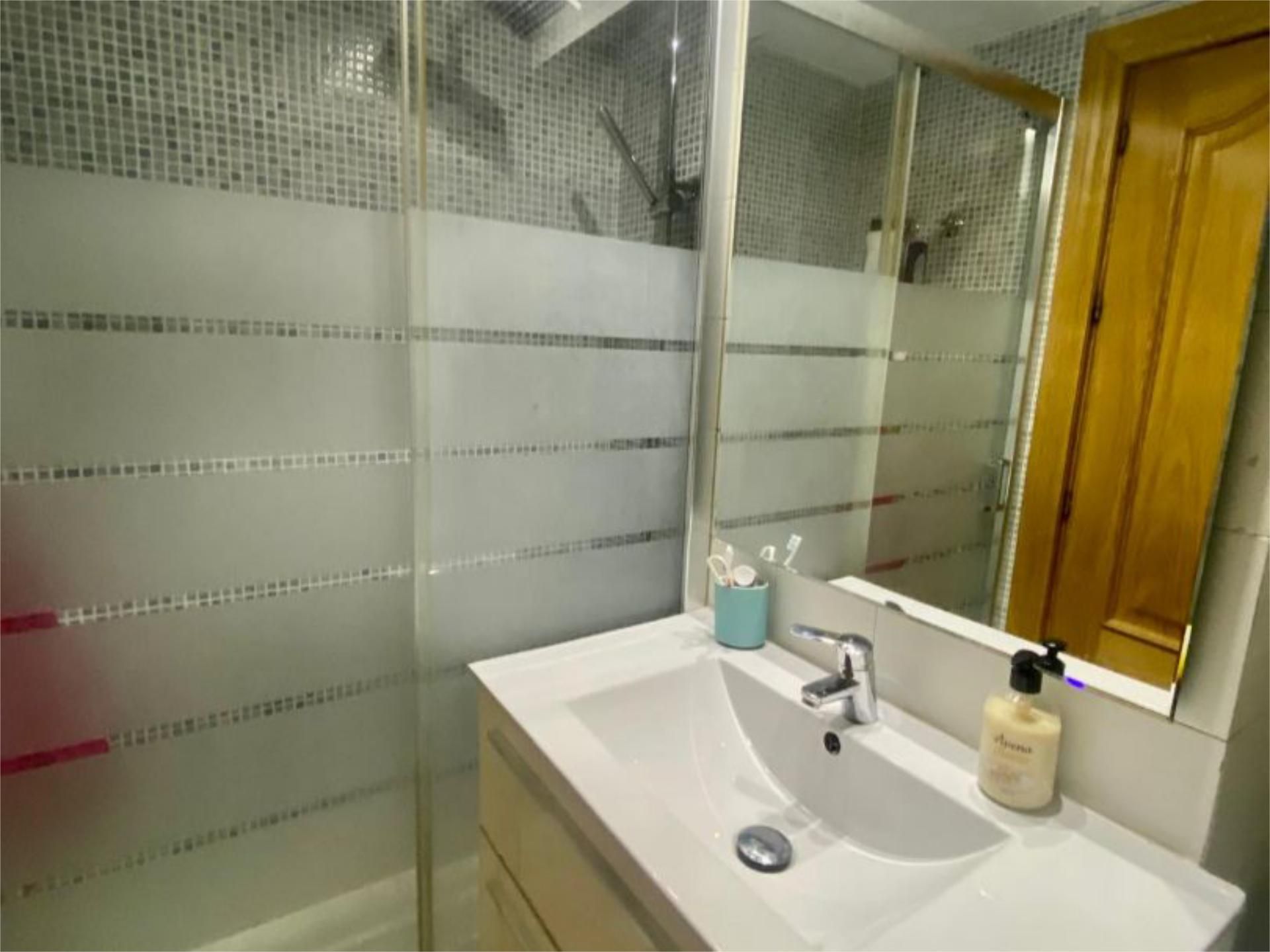 Piso en  Calle Nazaríes 4 - Foto 8