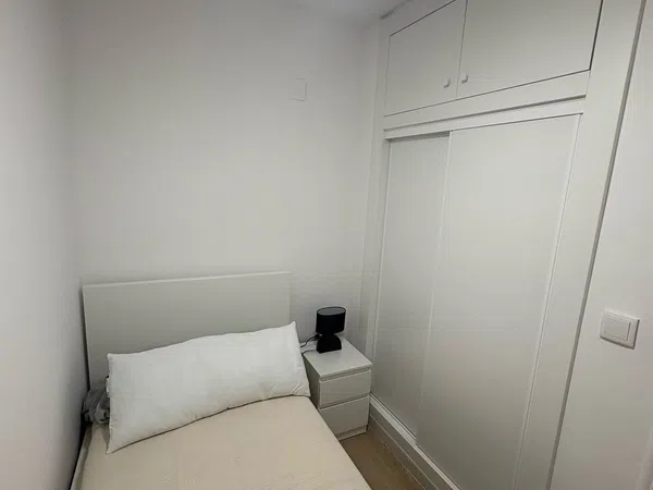 Chalet adosado en Urbanización Lago Jardín, 80 a - Foto 9