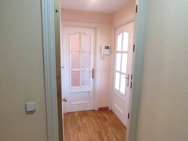 Piso en carretera de Canillas, 21