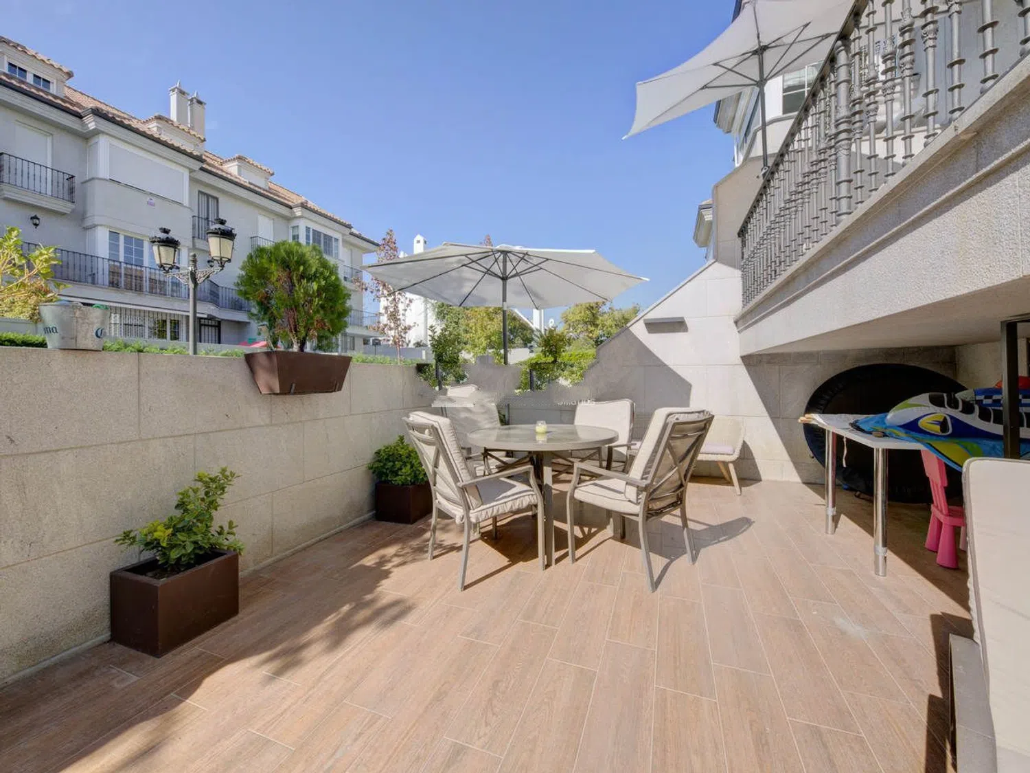 Chalet adosado en Barrio Zona Avenida Europa - Foto 38