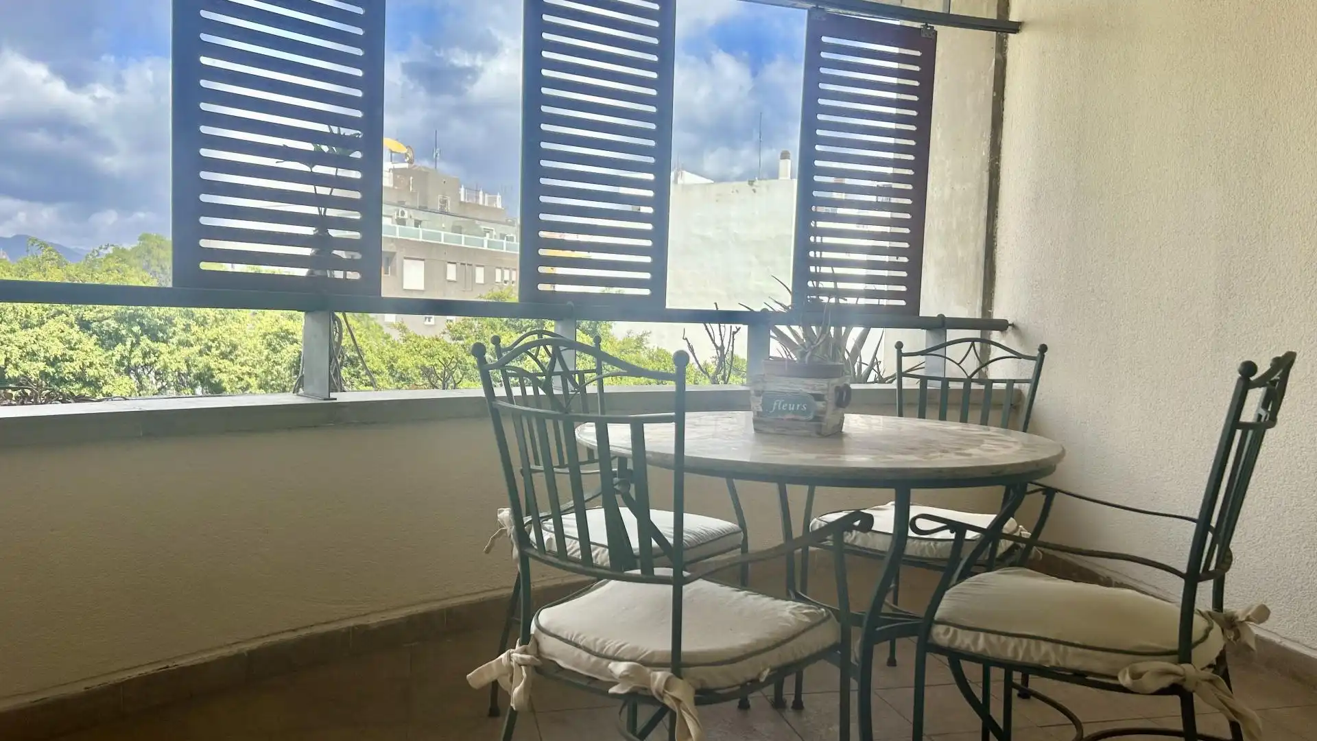 Piso en  Avenida Reyes Católicos Núm. - Foto 6