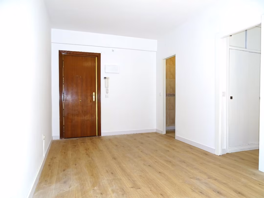 Piso en  Calle de Coslada 5 - Foto 4