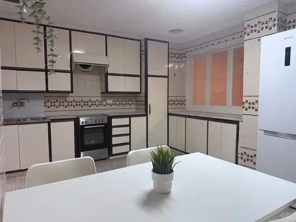 Piso en Calle Alfredo Marquerie, 18, Carrús Este - Foto 1