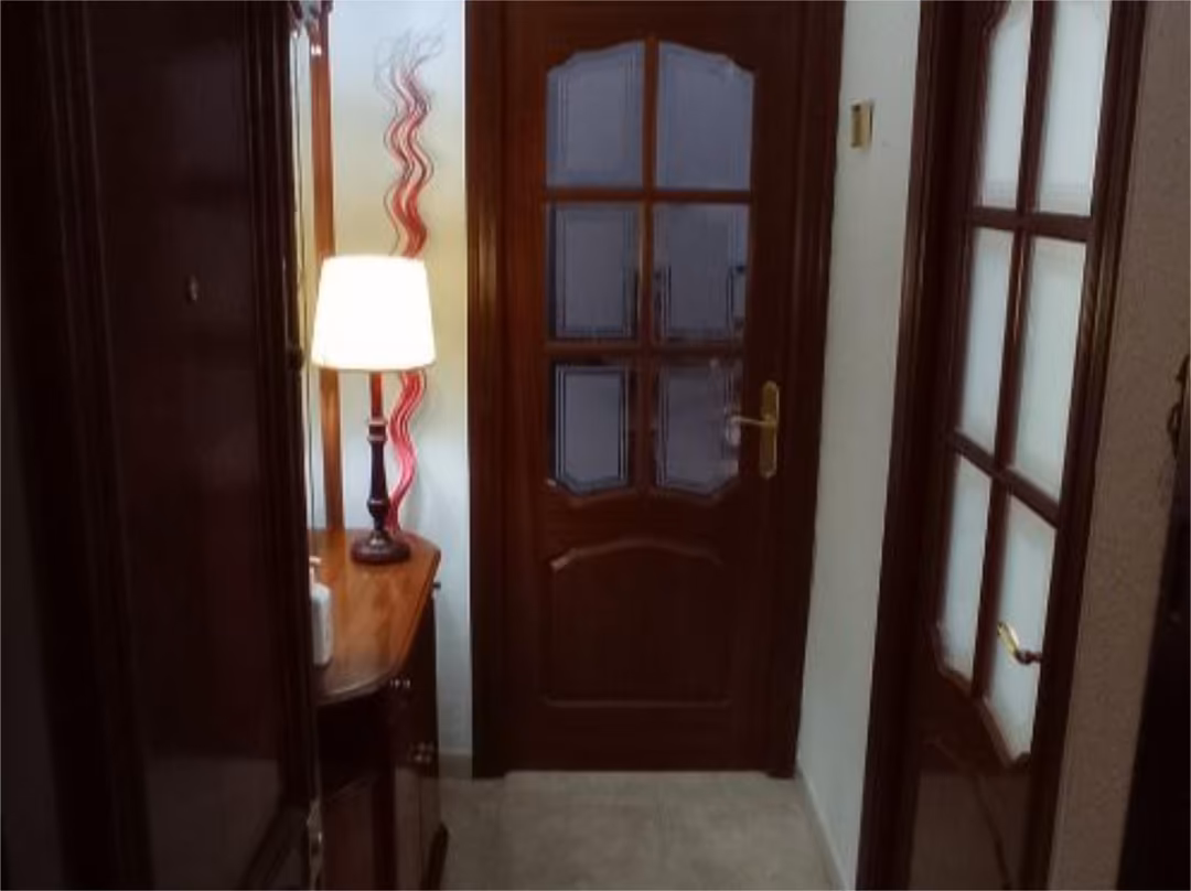 Piso en  Avenida Ministerio de la Vivienda 13