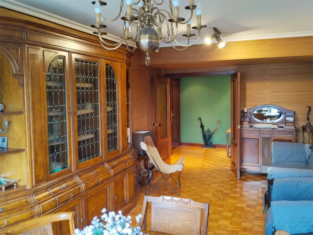 Piso en  Calle Leopoldo Calvo Sotelo 2 - Foto 3