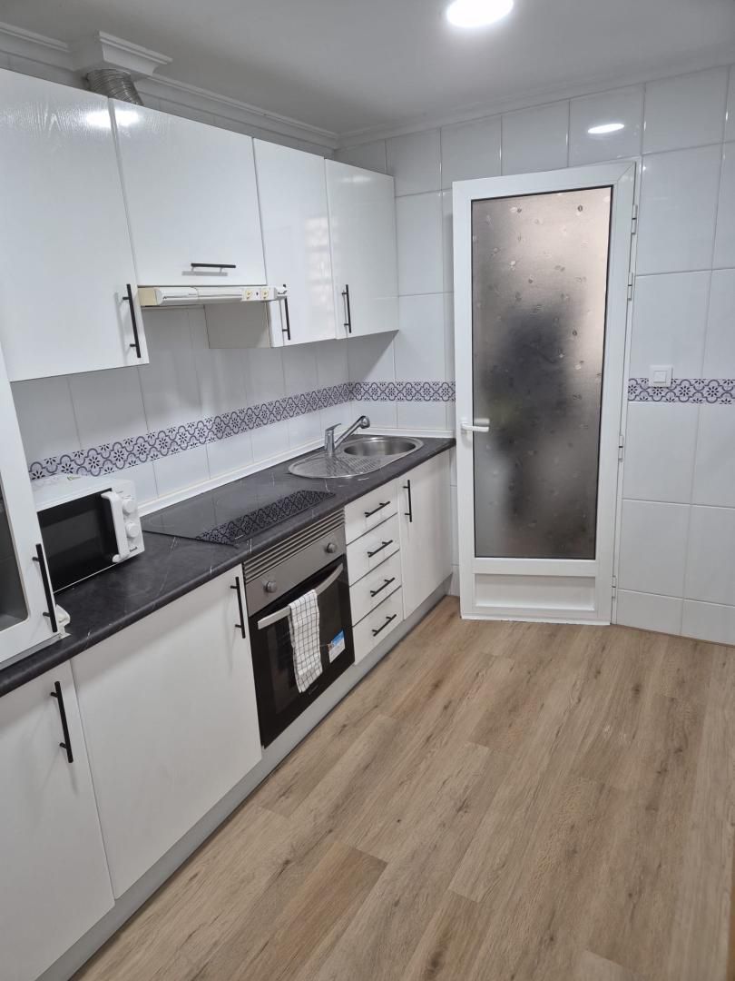 Piso en  Calle del Capitán Segarra 10 - Foto 7