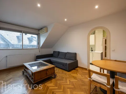 Piso en avenida de la Coruña