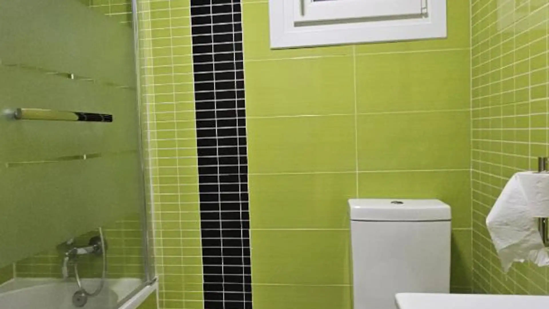 Piso en  Calle Andalucía del Faro 43 - Foto 2